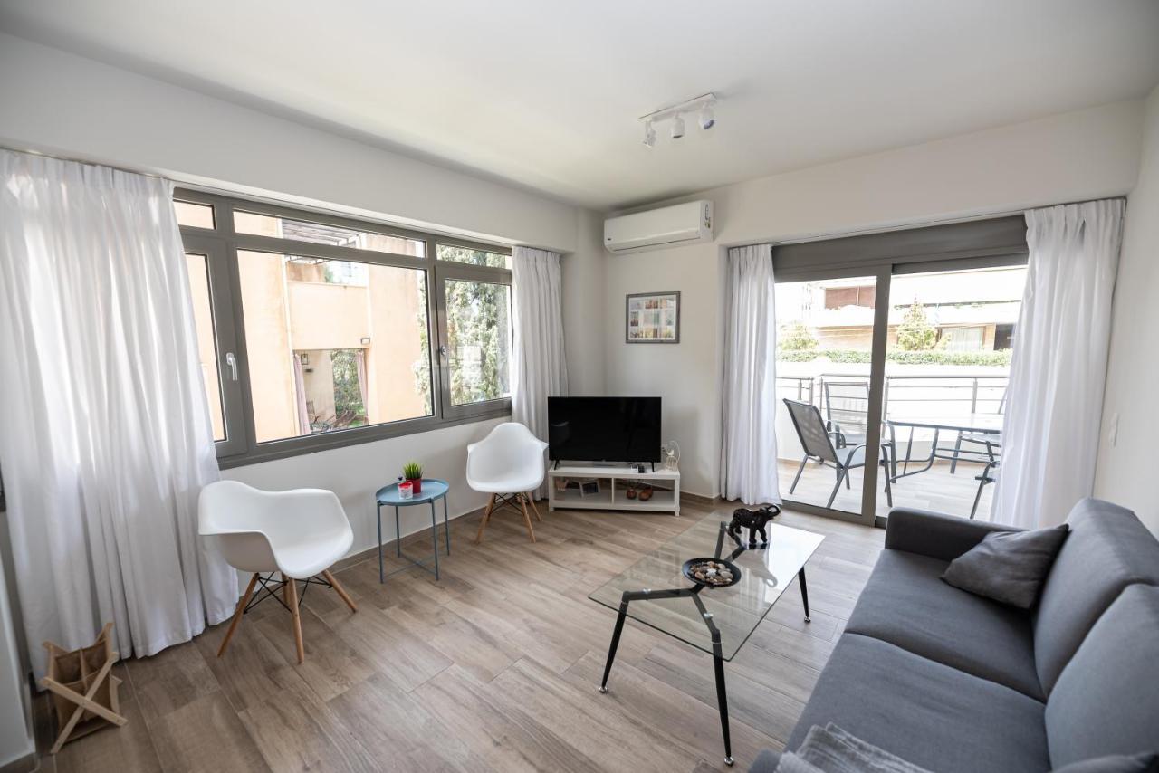 Design Apartment With Swimming Pool Near The Beach Atina Dış mekan fotoğraf