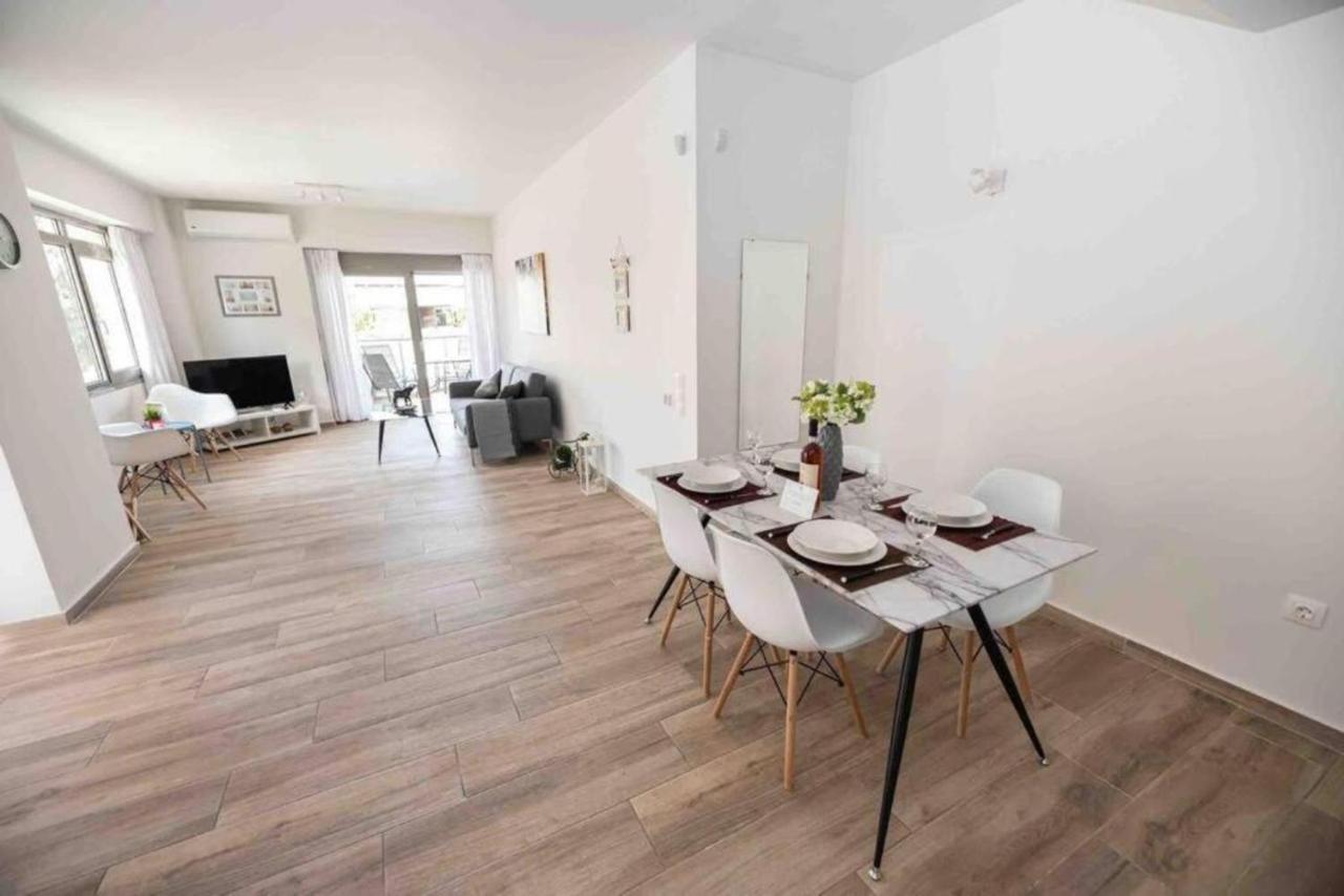 Design Apartment With Swimming Pool Near The Beach Atina Dış mekan fotoğraf